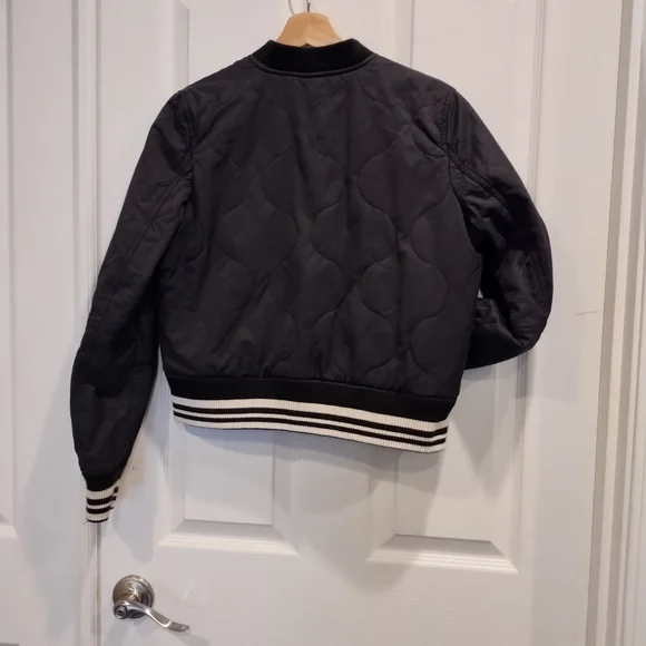 American Eagle Outfitter Reversible Satin Feel Bomber Jacket size Medium - Picture 4 of 8